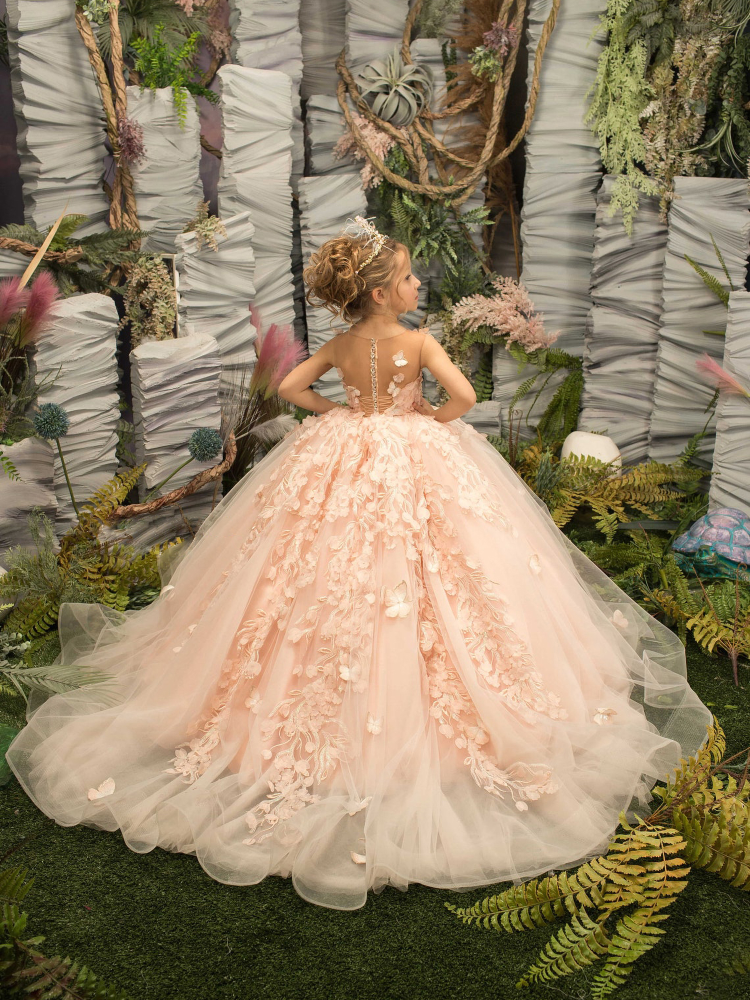 Lovely Sleeveless Ball Gown Flower Girls Dress With Appliques-BMbridal