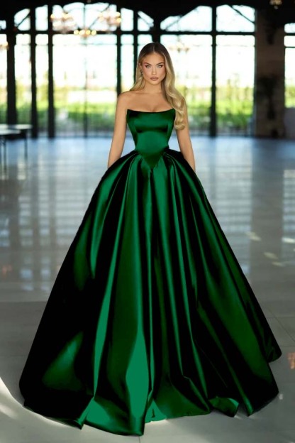 Strapless Sleeveless Long A Line Prom Dress With Pockets Pleated
