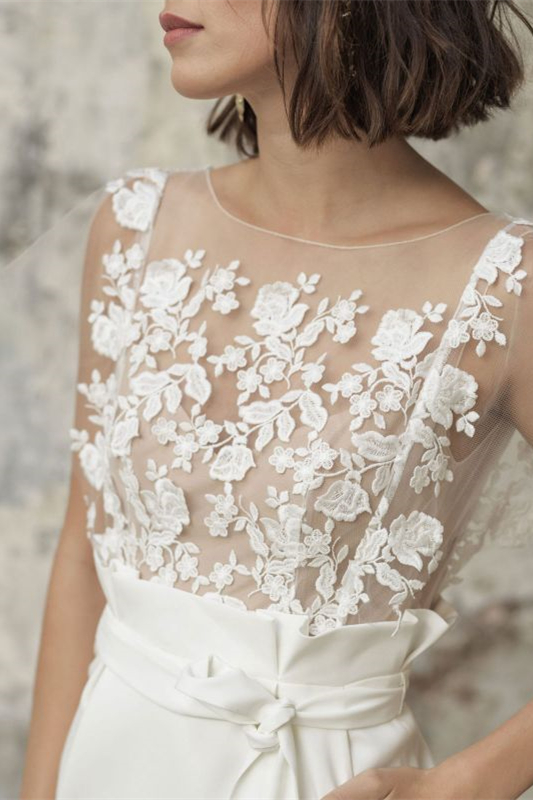 Bateau Short Applique Wedding Dress with Belt Pocket