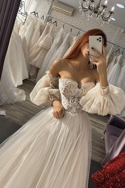 Chic Long Sleeves Tulle A Line Off The Shoulder Wedding Dress with Appliques