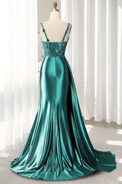 V Neck Satin Prom Dresses Long Mermaid Lace Evening Gown with Slit Pleated Bodycon Formal Dress with Tail bmbridal