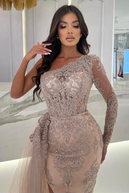 Charming Mermaid One Shoulder Long Sleeve Lace Appliques Lace Prom Dress With Split