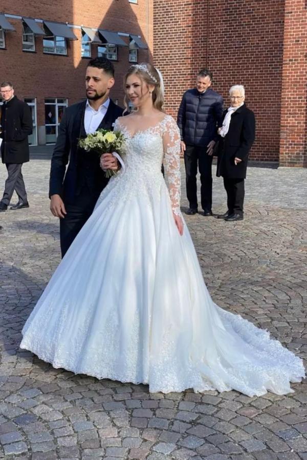 Bmbridal Long Sleeves Lace Wedding Dress Princess V-Neck On Sale-BMbridal