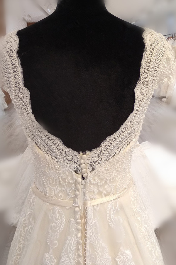 BMbridal Gorgeous V-Neck Cap Sleeves Tulle Wedding Dress Lace Appliques Ruffle Bridal Gowns Online-BMbridal