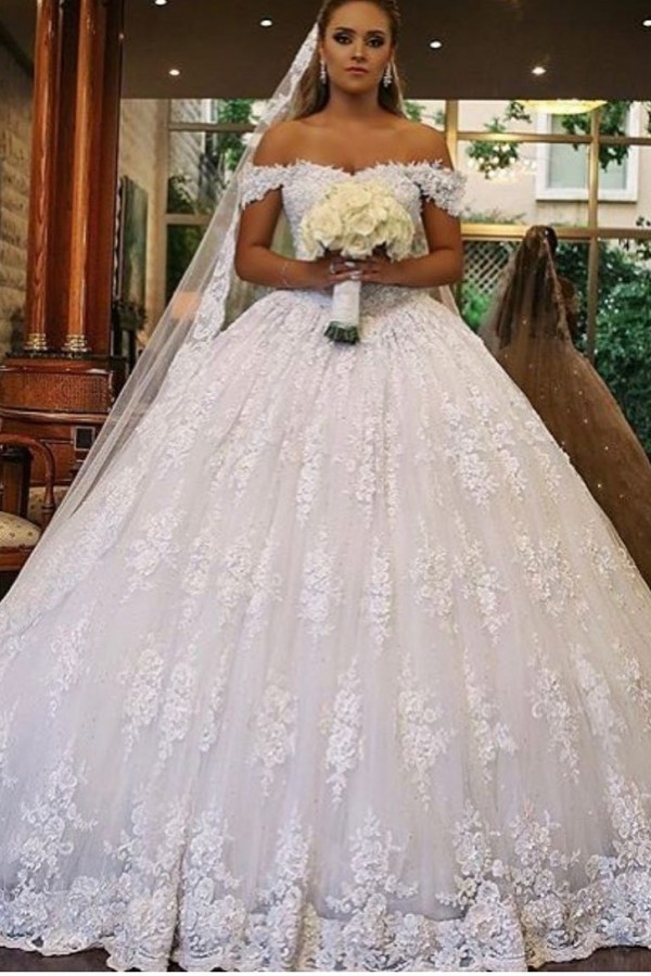 Glamorous Off-the-Shoulder Long Ball Gown Lace Wedding Dress with Train