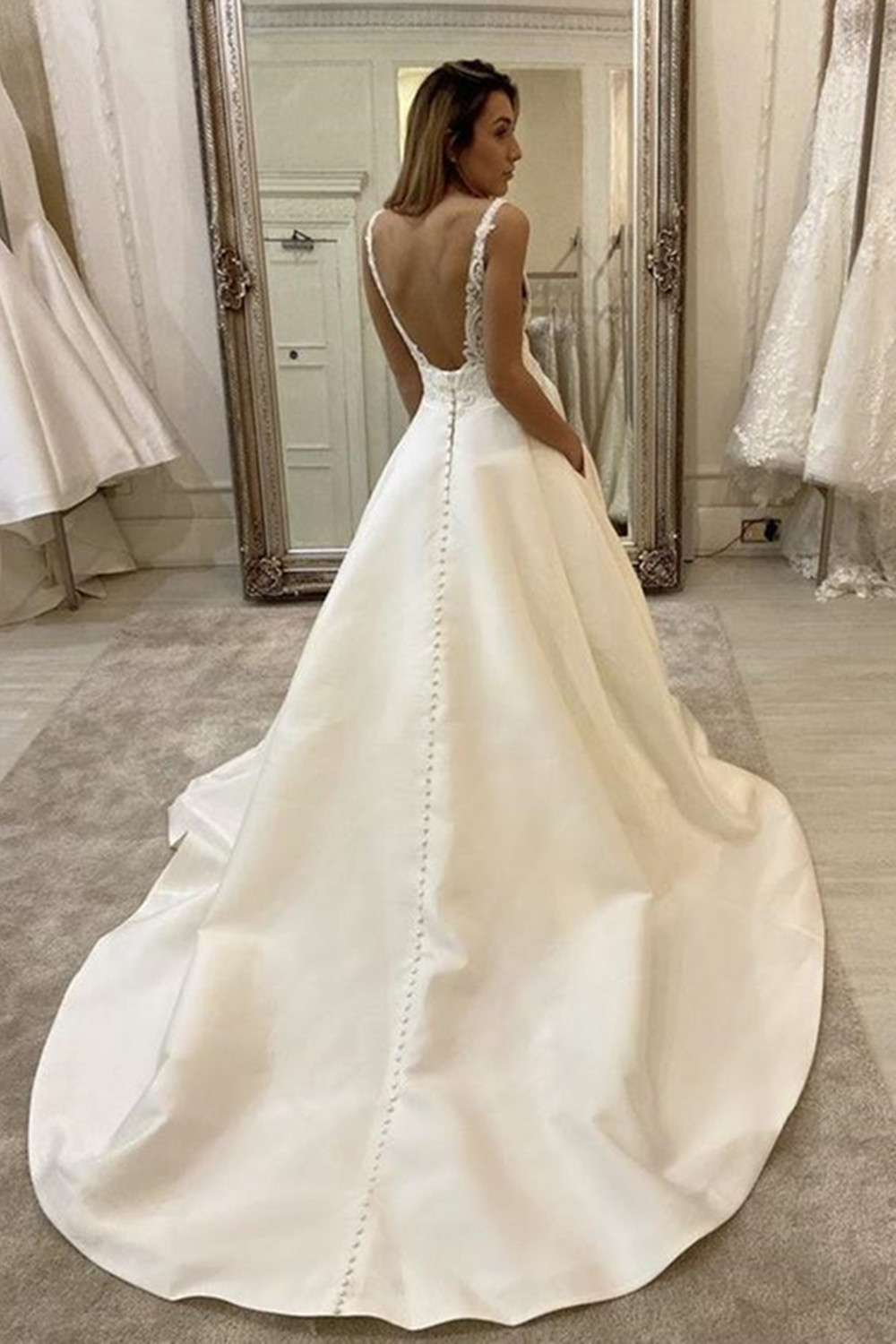 BMbridal V-Neck Sleeveless Wedding Dress Ivory Lace Bridal Gowns-BMbridal