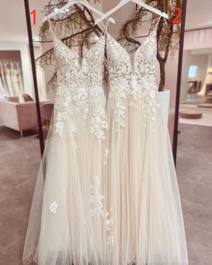 Classic V-Neck A-Line Tulle Spaghetti-Straps Wedding Dress with Appliques Lace