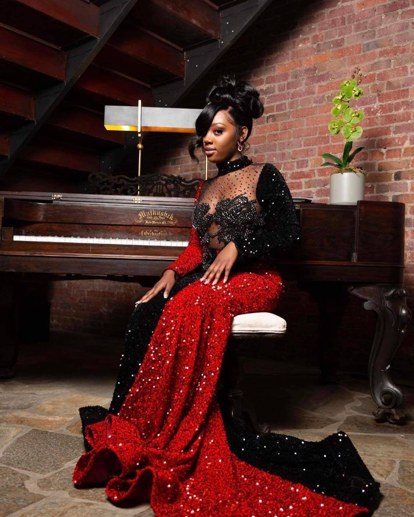 Deep Military Green Prom Dress with African Geometric Embroidery & Asymmetrical Design – High-Waisted Modern Queen Gown