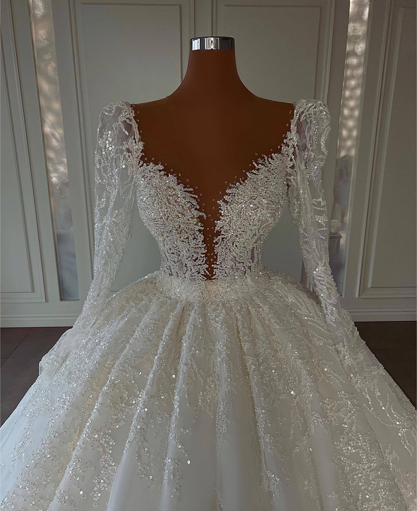 Bmbridal Ball Gown Long Sleeves Wedding Dress Lace V-Neck-BMbridal