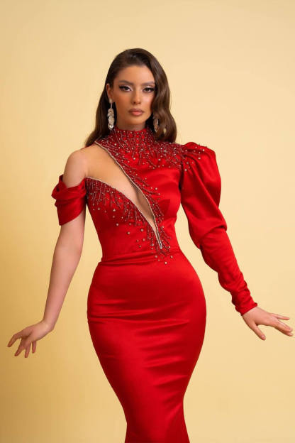 Chic Red Long Sleeve Mermaid Evening Dress With Beadings High Neck