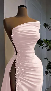 Red Pearl Strapless Prom Dress Long Slit Sleeveless With Beading