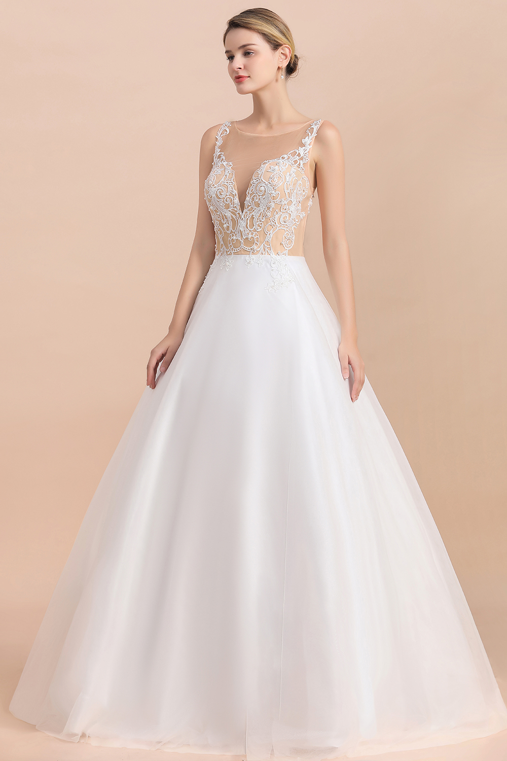 BMbridal Gorgeous Tulle Lace V-Neck Sleeveless Wedding Dress Online