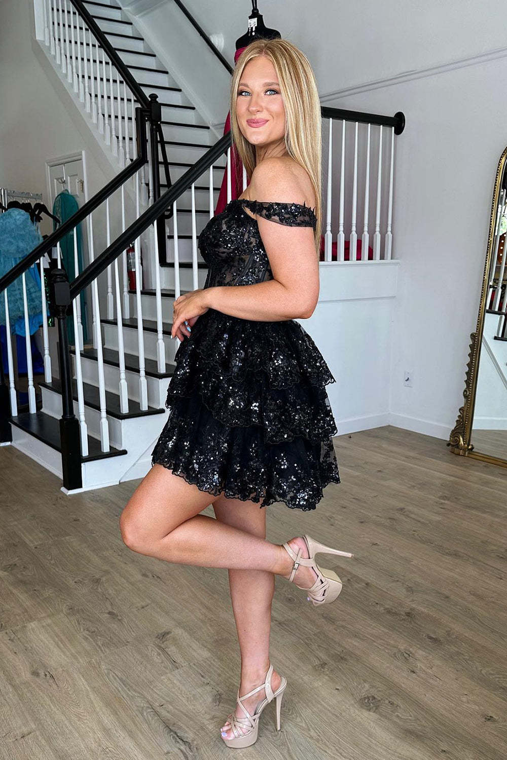 Sparkly Black Corset Tiered Lace A-Line Short Homecoming Prom Dress
