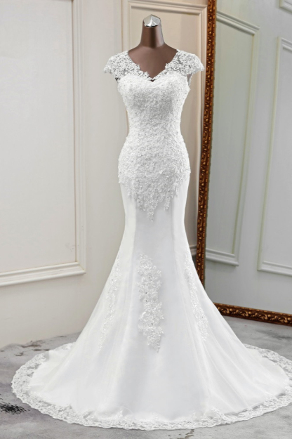BMbridal Luxury V-Neck Sleeveless White Lace Mermaid Wedding Dresses with Appliques