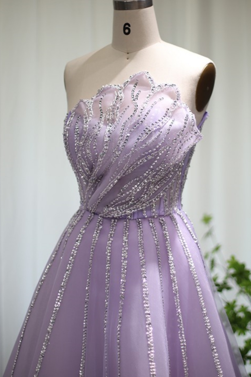 Bmbridal Lilac Tulle Strapless Sleeveless Floor-Length Prom Dresses with Ruffles