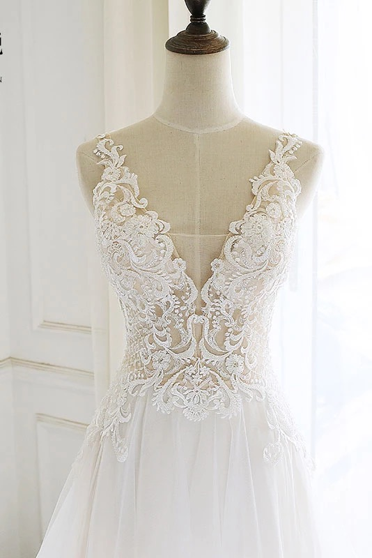 BMbridal Gorgeous White Tulle Lace Long Wedding Dress Sleeveless Custom Size Bridal Gowns On Sale