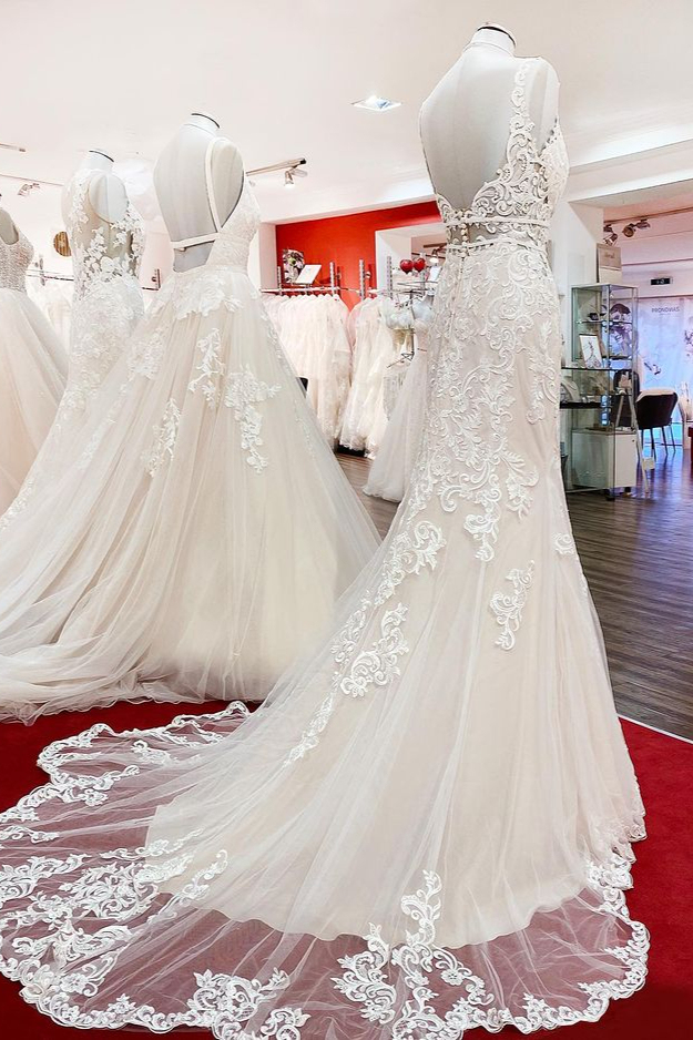 BMbridal Wonderful Sleeveless Tulle Ivory Lace Backless Mermaid Wedding Dresses-BMbridal