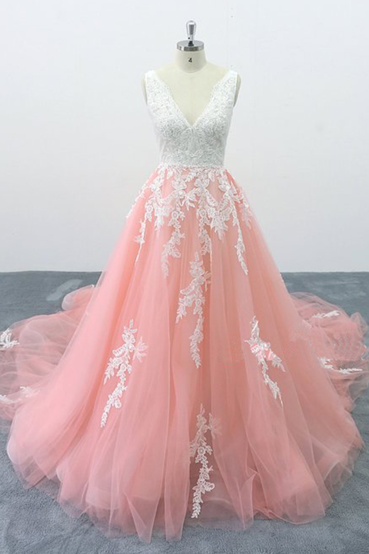 BMbridal Chic Peach Pink Tulle Lace Wedding Dress Cathedral Train Bridal Gowns On Sale