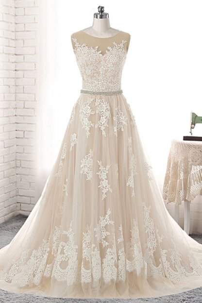 BMbridal Glamorous Creamy Tulle Round Neck Long Wedding Dress White Lace Applique Bridal Gowns On Sale-BMbridal