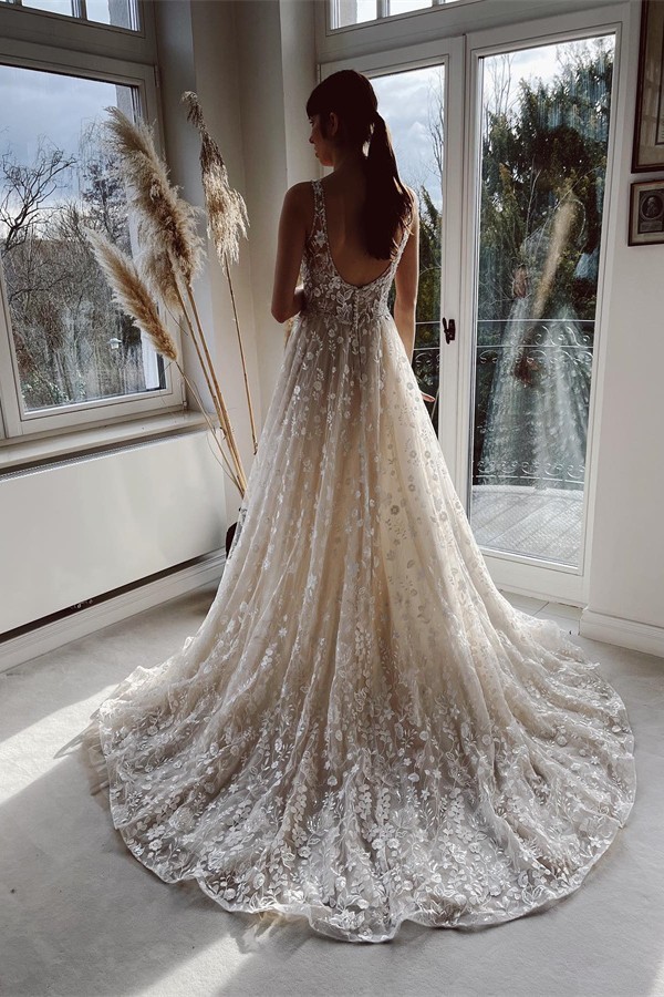 Bmbridal Beautiful V-Neck Wedding Dress Lace Sleeveless Online-BMbridal