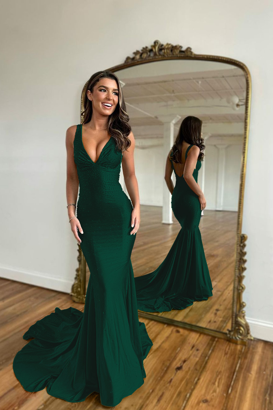 Straps Sleeveless V Neck Mermaid Long Prom Dress With Appliques