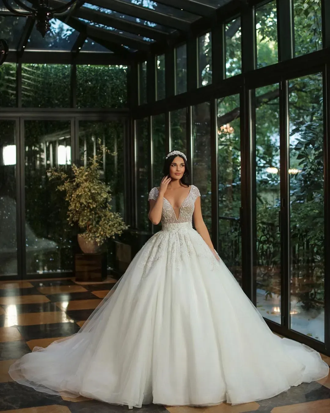 Brilliant Long A-Line V-Neck Cap Sleeves Wedding Dress with Beads Tulle