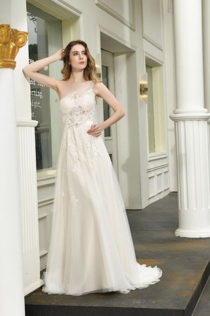 BMbridal Sexy A-Line One Shoulder Tulle Lace Ivory Wedding Dress Online