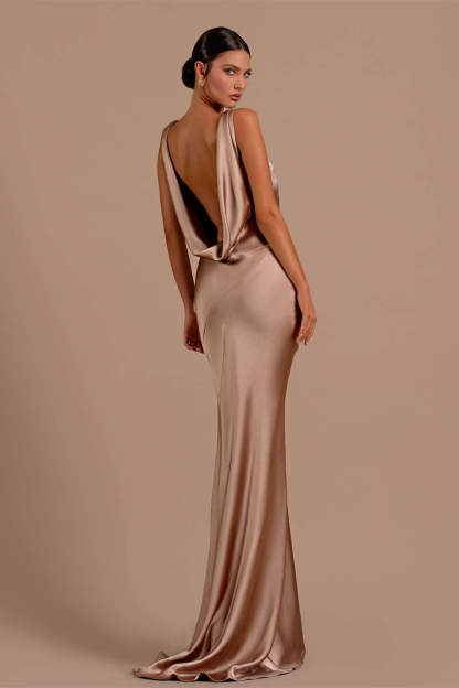Chic V-Neck Sleeveless Mermaid Long Prom Dress Online