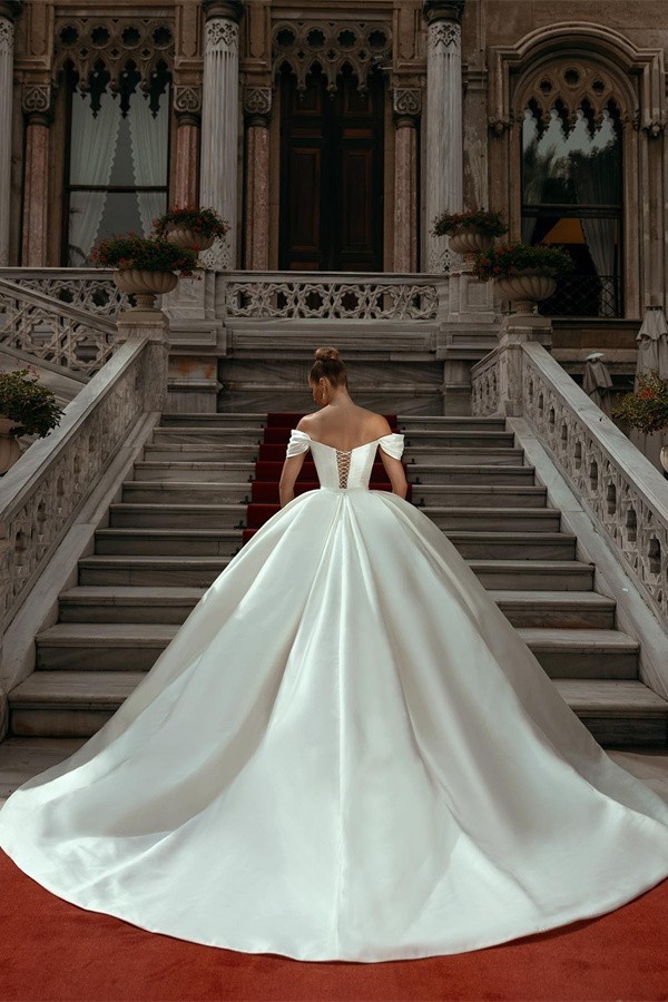 Bmbridal Off-the-Shoulder Ball Gown Wedding Dress Ivory Satin Bridal Wear-BMbridal