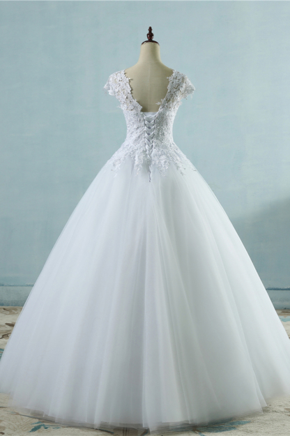 BMbridal Elegant V-Neck Tull Lace White Wedding Dress Short Sleeves Appliques Bridal Gowns Online