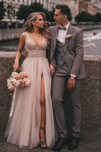 Classy A-Line V-Neck Tulle Lace Long Boho Wedding Dress with Slit Appliques