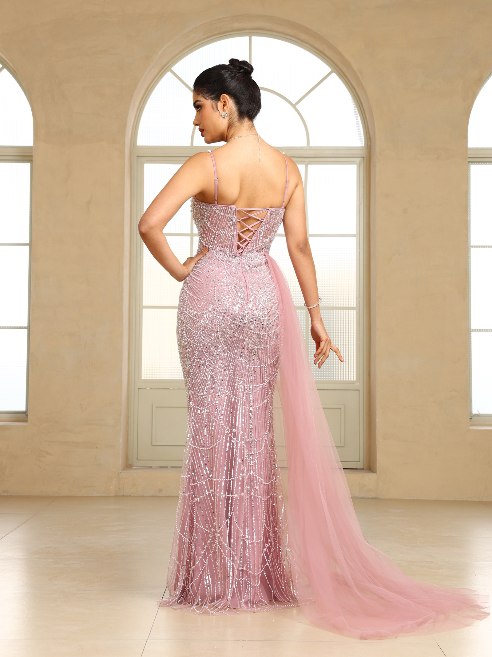 BMbridal Sparkling Strapless Mermaid Gown with High - Slit and Tulle Train: A Showstopper for Special Occasions