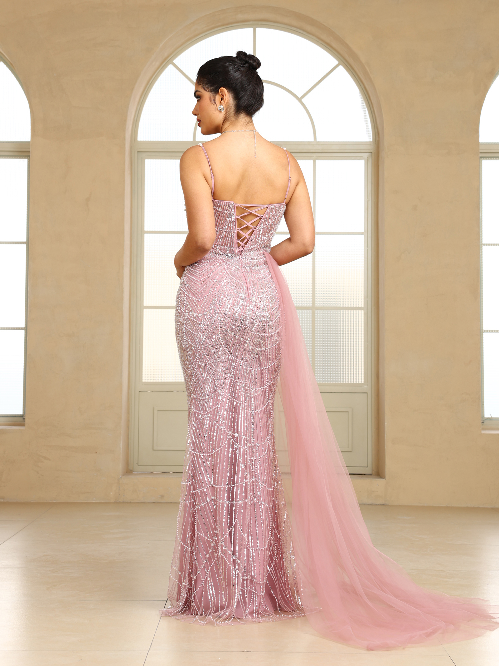 BMbridal Sparkling Strapless Mermaid Gown with High - Slit and Tulle Train: A Showstopper for Special Occasions