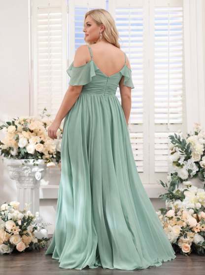 A-Line V-Neck Spaghetti Straps Chiffon Plus Size Bridesmaid Dresses with Pockets