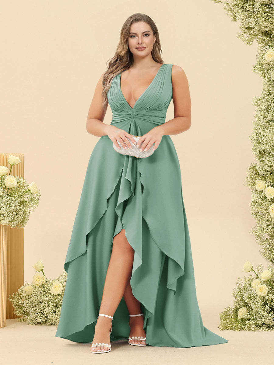 A-Line/Princess Asymmetrical V-Neck Plus Size Bridesmaid Dresses With Ruffles