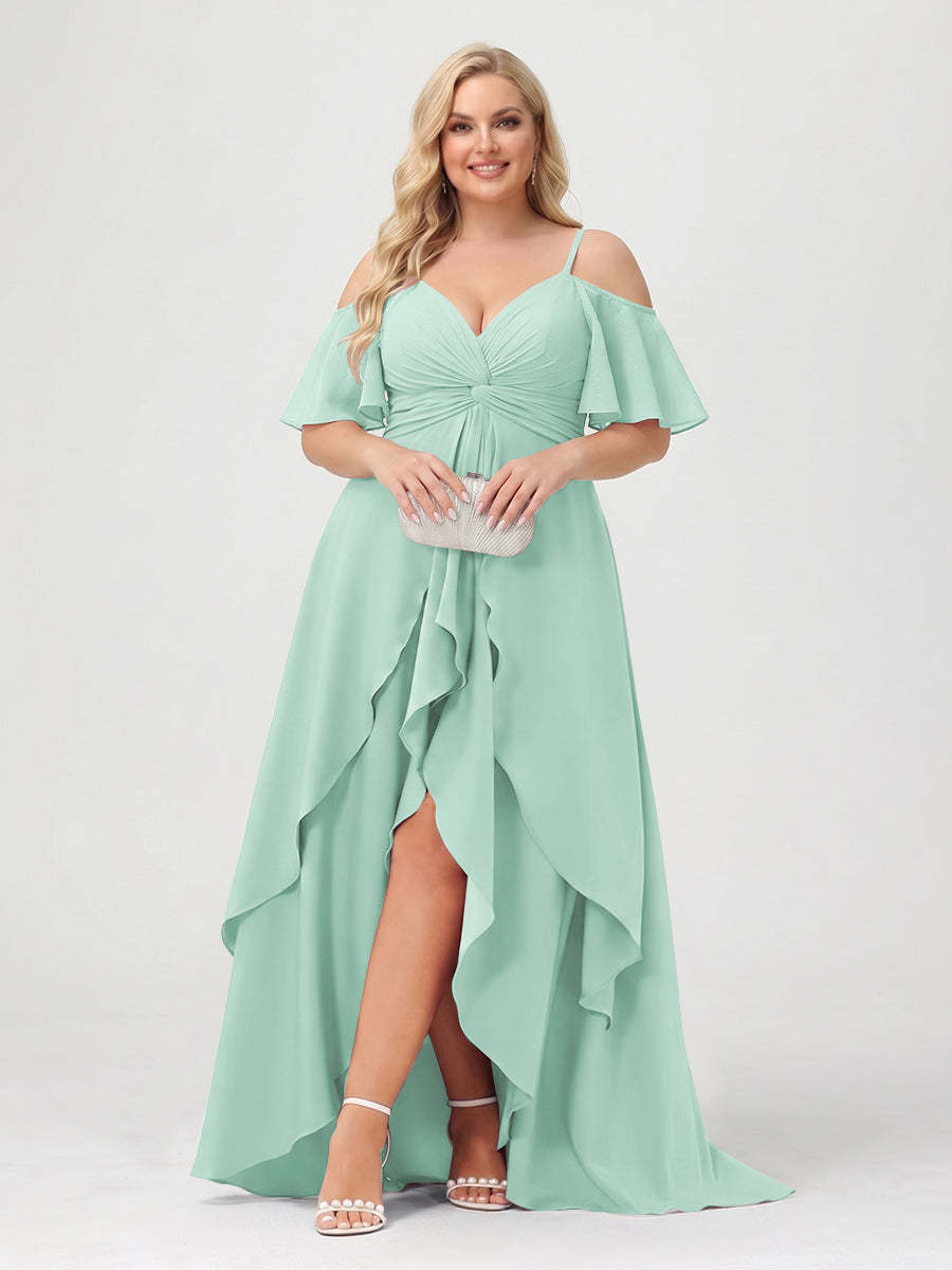 A-Line/Princess Spaghetti Straps Half Sleeves V-Neck Plus Size Bridesmaid Dresses With Ruffles
