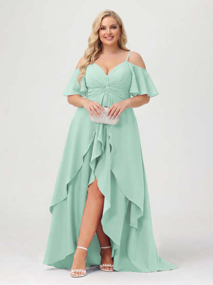 A-Line/Princess Spaghetti Straps Half Sleeves V-Neck Plus Size Bridesmaid Dresses With Ruffles
