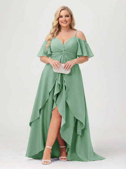 A-Line/Princess Spaghetti Straps Half Sleeves V-Neck Plus Size Bridesmaid Dresses With Ruffles
