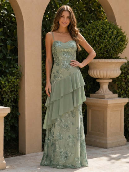 A-Line/Princess Spaghetti Straps Sleeveless Floor-Length Bridesmaid Dresses with Ruffles & Applique