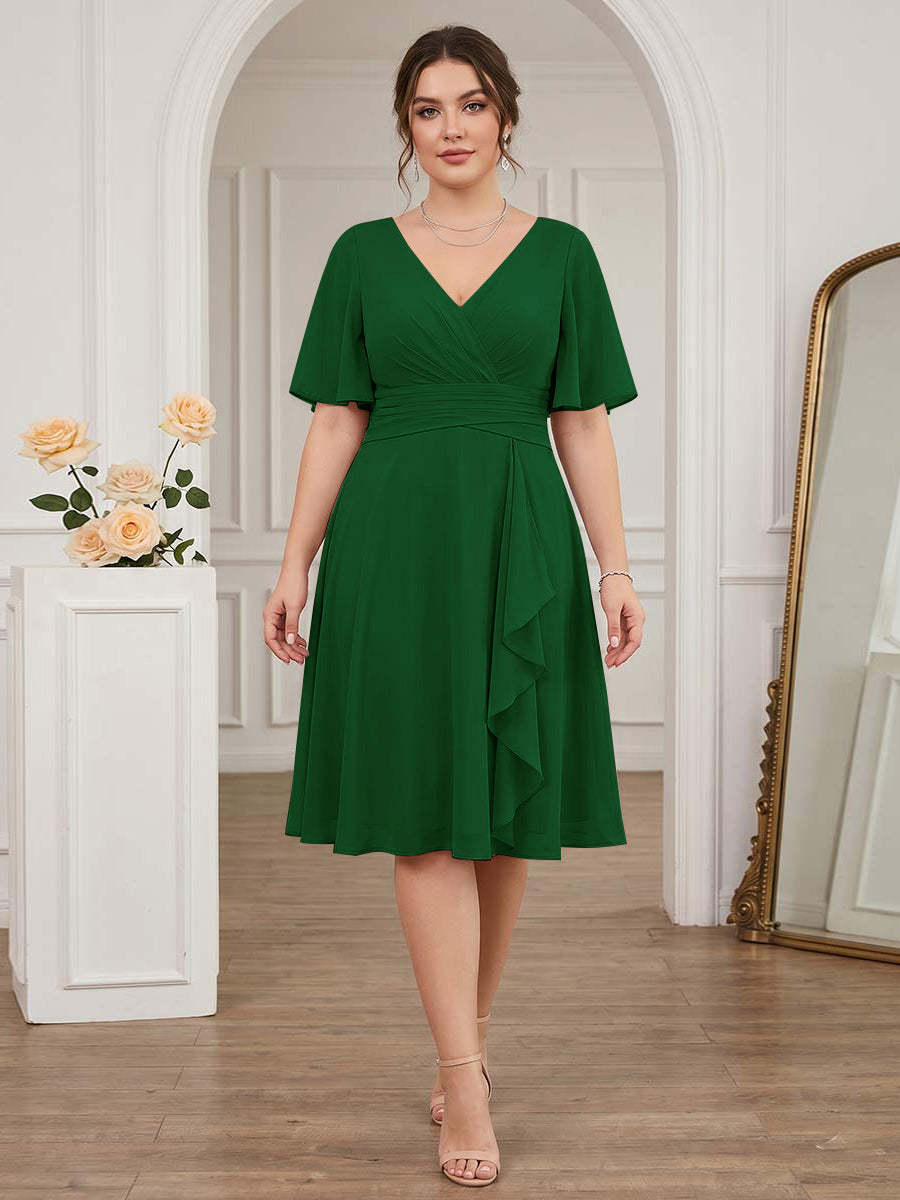 A-Line/Princess V-Neck Short Sleeves Knee-Length Plus Size Bridesmaid Dresses with Ruffles