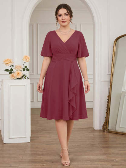 A-Line/Princess V-Neck Short Sleeves Knee-Length Plus Size Bridesmaid Dresses with Ruffles