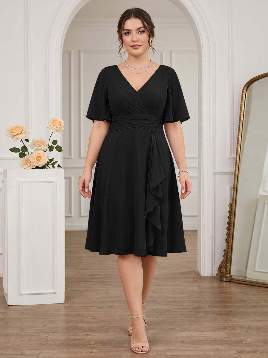 A-Line/Princess V-Neck Short Sleeves Knee-Length Plus Size Bridesmaid Dresses with Ruffles
