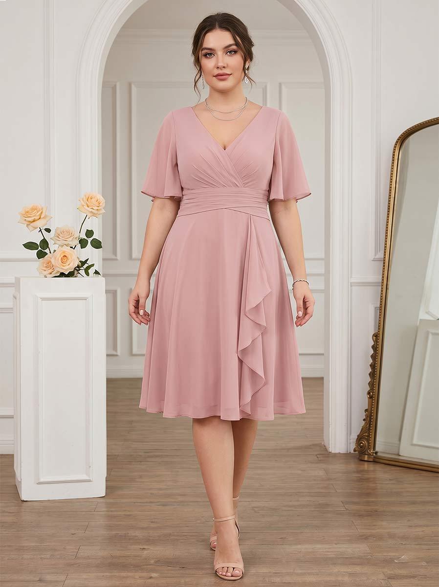 A-Line/Princess V-Neck Short Sleeves Knee-Length Plus Size Bridesmaid Dresses with Ruffles