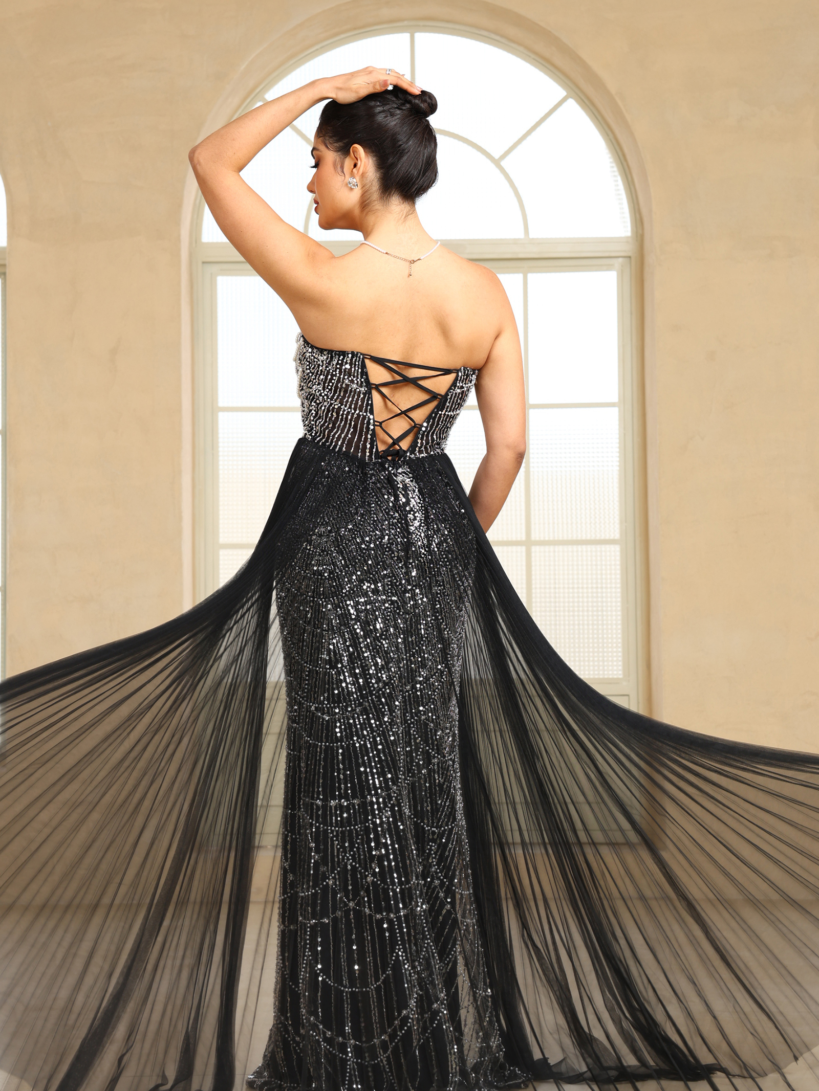 BMbridal Sparkling Strapless Mermaid Gown with High - Slit and Tulle Train: A Showstopper for Special Occasions-BMbridal
