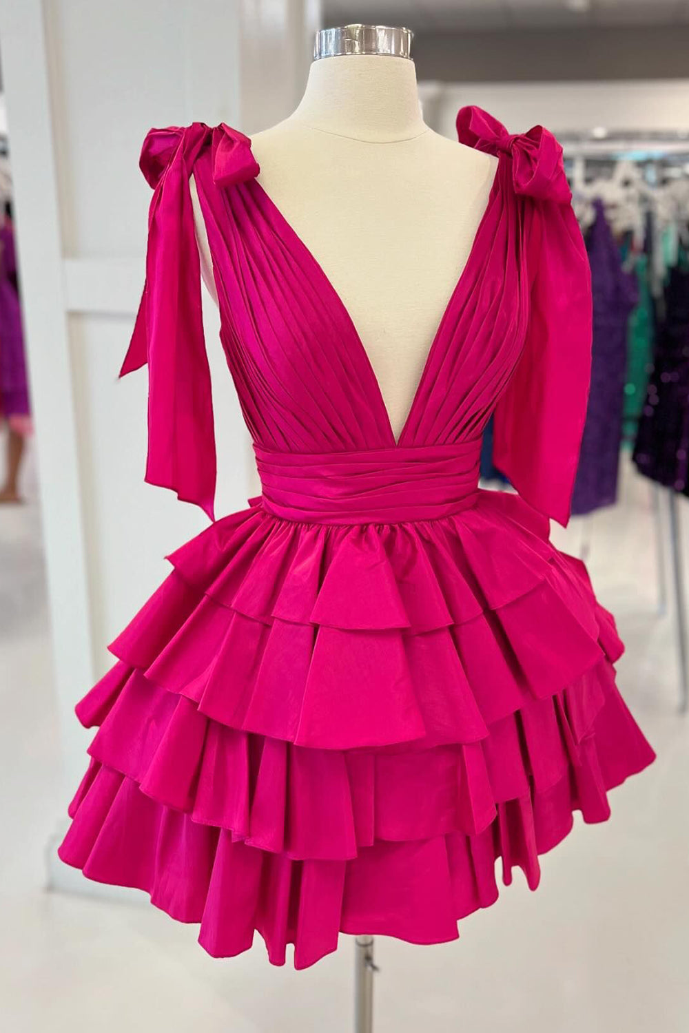 Black Adustable Straps A-Line Tiered Homecoming Dress with Ruffles