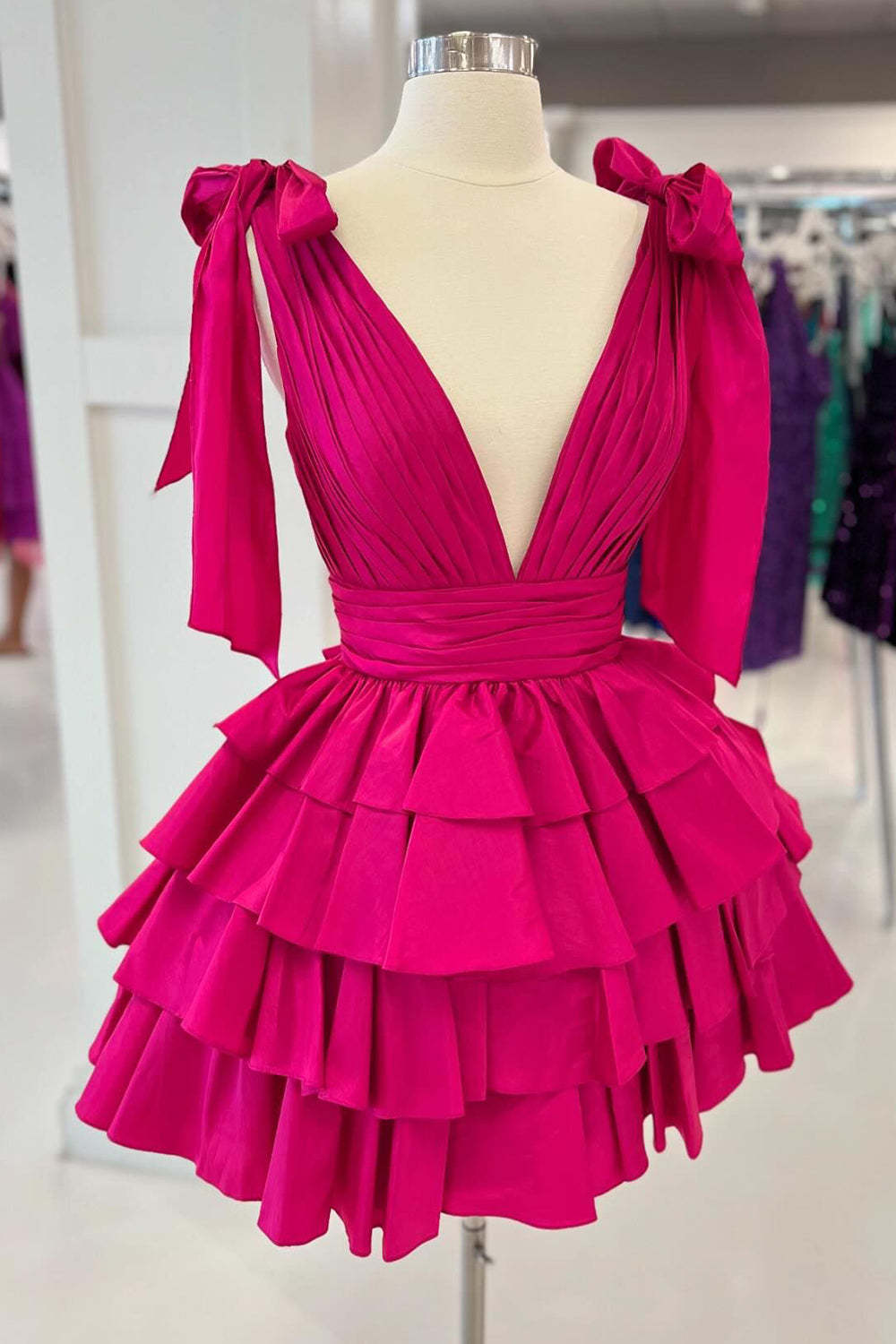 Black Adustable Straps A-Line Tiered Homecoming Dress with Ruffles