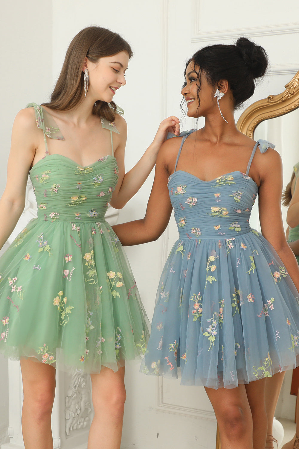 Cute A Line Green Spaghetti Straps Short Homecoming Dress with Embroidery