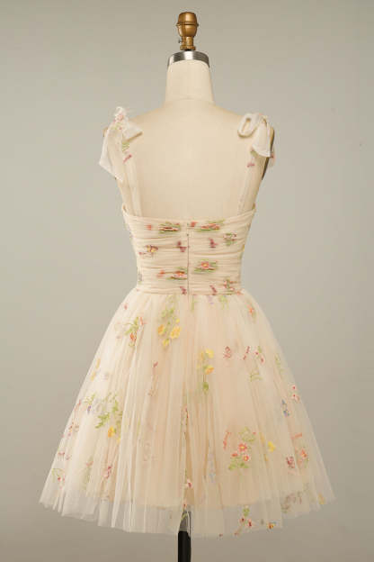 Cute A Line Green Spaghetti Straps Short Homecoming Dress with Embroidery