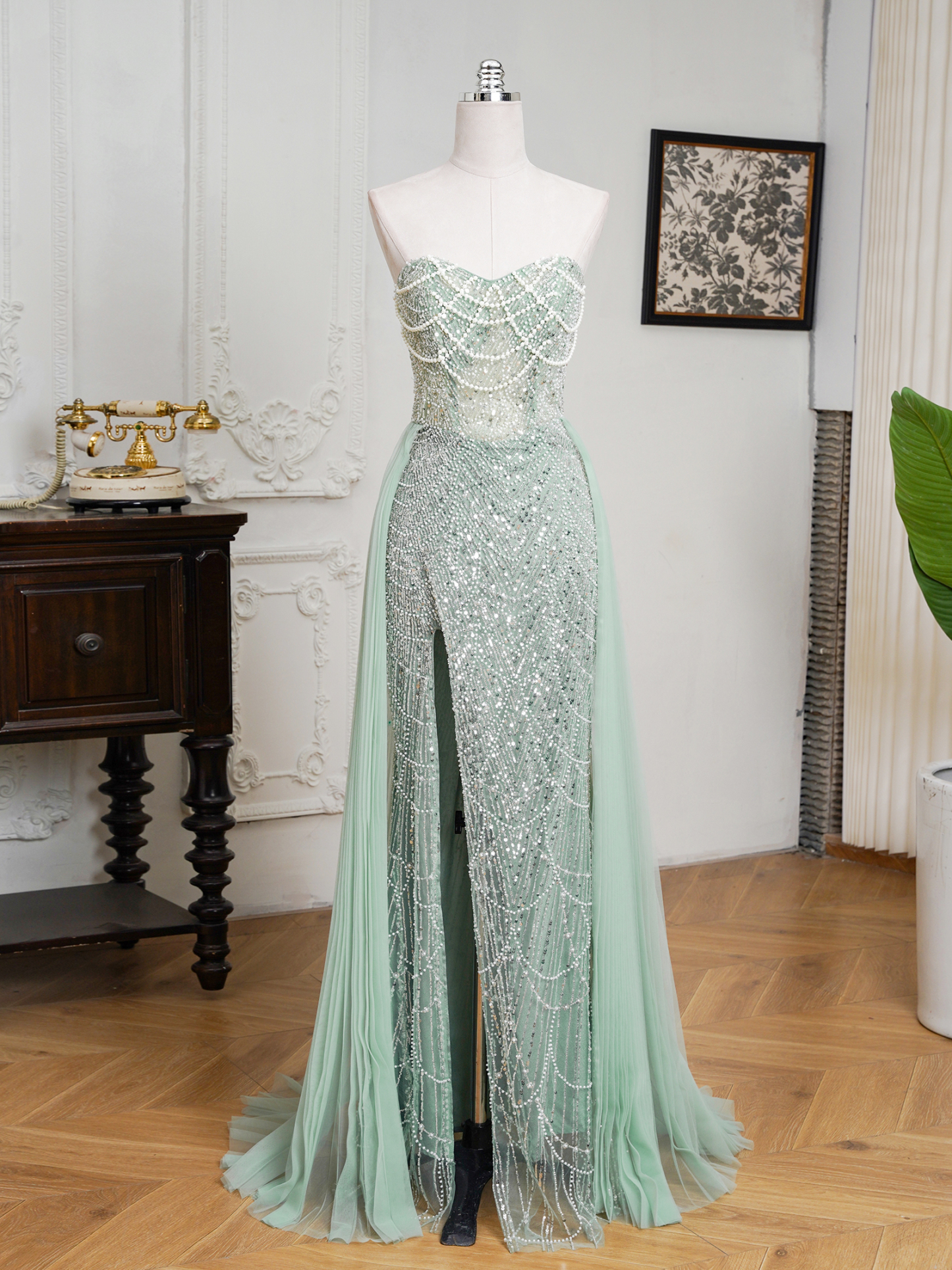 BMbridal Sparkling Strapless Mermaid Gown with High - Slit and Tulle Train: A Showstopper for Special Occasions