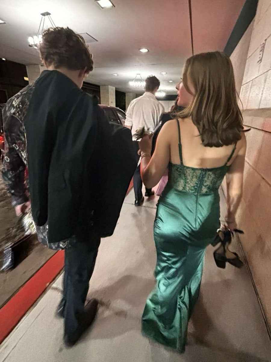 Emerald Green Lace Mermaid Long Prom Dress with Slit